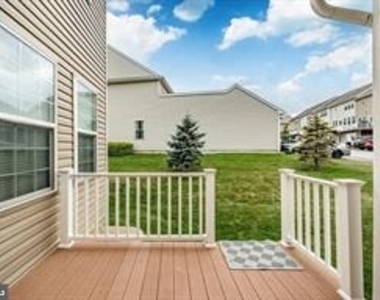 720 Sun Valley Court - Photo Thumbnail 33
