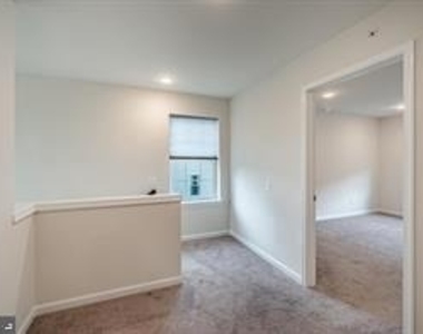 720 Sun Valley Court - Photo Thumbnail 19