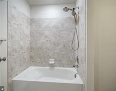 720 Sun Valley Court - Photo Thumbnail 29
