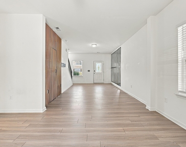 129 Zulabelle Court - Photo Thumbnail 4