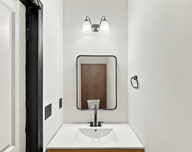 129 Zulabelle Court - Photo Thumbnail 8
