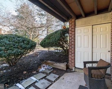 294 Drummers Lane - Photo Thumbnail 23