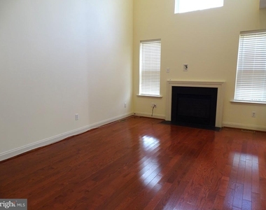 219 Tall Pines Drive - Photo Thumbnail 4