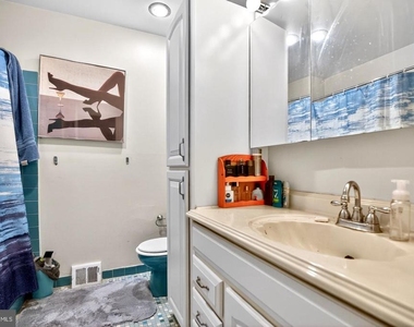 2 Merry Dell Drive - Photo Thumbnail 18