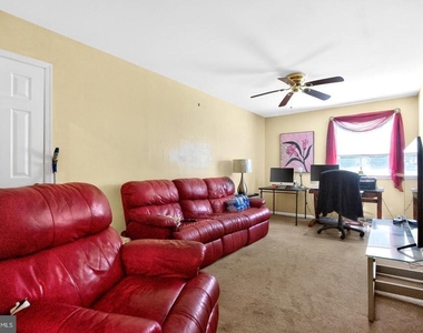 2 Merry Dell Drive - Photo Thumbnail 19