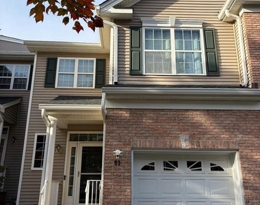 93 Hoover Avenue - Photo Thumbnail 9
