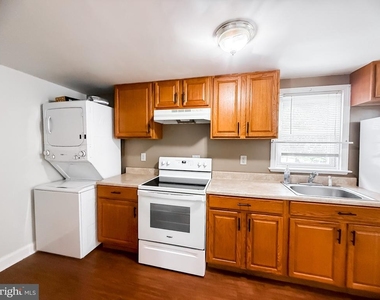 31 W Grant Street W - Photo Thumbnail 6