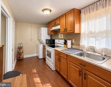 31 W Grant Street W - Photo Thumbnail 4