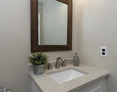 55 Sycamore Court - Photo Thumbnail 9