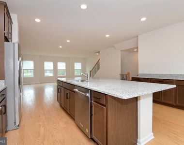 103 Vaughn Drive Extension - Photo Thumbnail 15