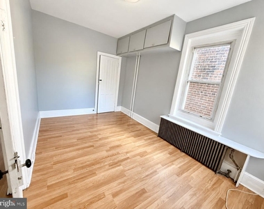 131 Tyler Street - Photo Thumbnail 2