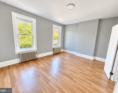 131 Tyler Street - Photo Thumbnail 3