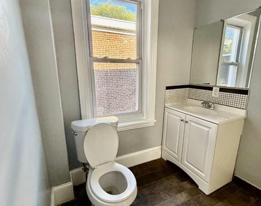 131 Tyler Street - Photo Thumbnail 6
