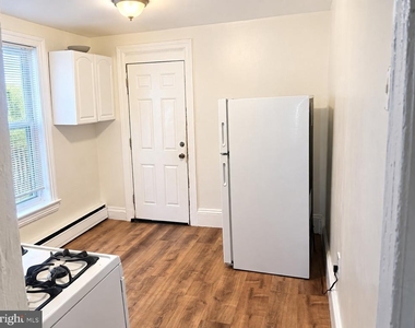 111 Calhoun Street - Photo Thumbnail 2