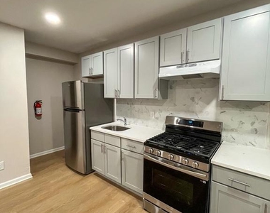 200 Fulton Street - Photo Thumbnail 3