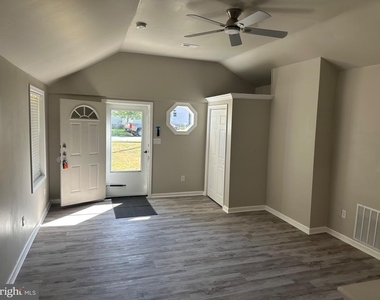 36 Overington Avenue - Photo Thumbnail 5