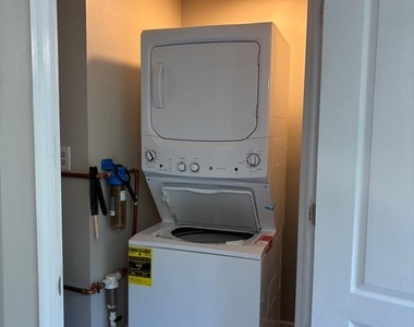 36 Overington Avenue - Photo Thumbnail 14