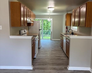 36 Overington Avenue - Photo Thumbnail 8