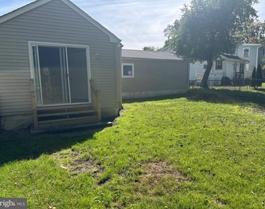 36 Overington Avenue - Photo Thumbnail 3