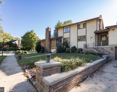 101 Garfield Avenue - Photo Thumbnail 5