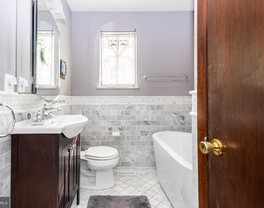 101 Garfield Avenue - Photo Thumbnail 18