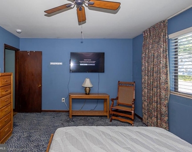 101 Garfield Avenue - Photo Thumbnail 17