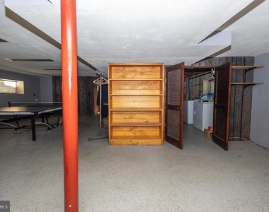 101 Garfield Avenue - Photo Thumbnail 34