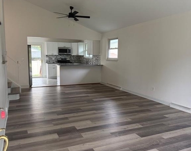 2632 Cooper Avenue - Photo Thumbnail 1