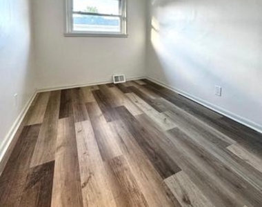 2632 Cooper Avenue - Photo Thumbnail 12