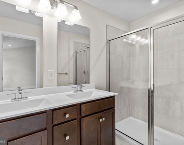 60 Rosemary Way - Photo Thumbnail 24