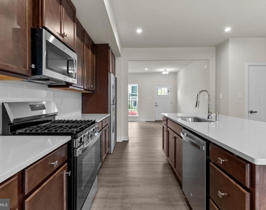60 Rosemary Way - Photo Thumbnail 11