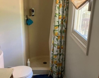18 Beaver Street - Photo Thumbnail 2