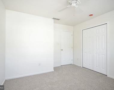 6404 Baltimore Drive - Photo Thumbnail 23
