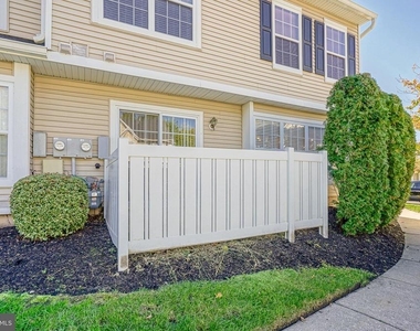 6404 Baltimore Drive - Photo Thumbnail 1