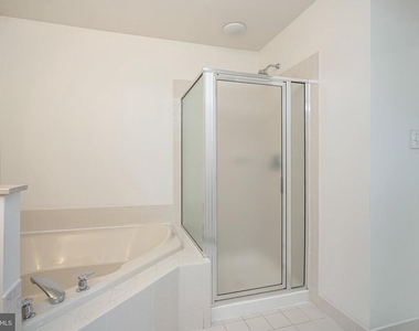 6404 Baltimore Drive - Photo Thumbnail 28