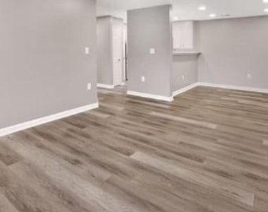 6602 Lake Park Drive - Photo Thumbnail 10
