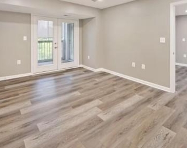 6602 Lake Park Drive - Photo Thumbnail 12