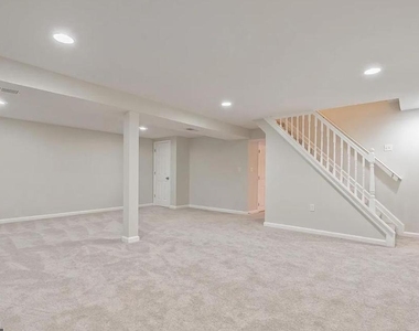 8209 Rosaryville Road - Photo Thumbnail 34