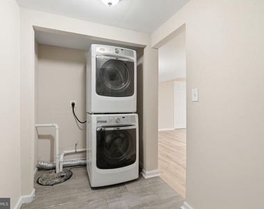 4915 Sharon Road - Photo Thumbnail 22