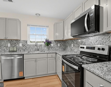 8839 Ritchboro Road - Photo Thumbnail 5