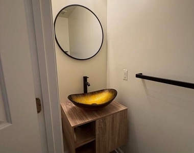 1707 Peach Blossom Court - Photo Thumbnail 4