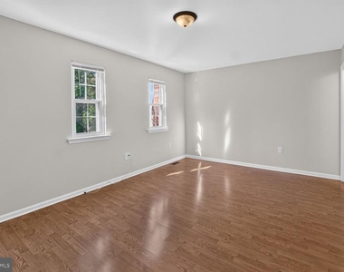 14620 Tynewick Terrace - Photo Thumbnail 10