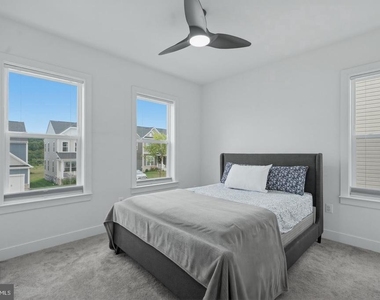 14506 Dowitcher Way - Photo Thumbnail 34