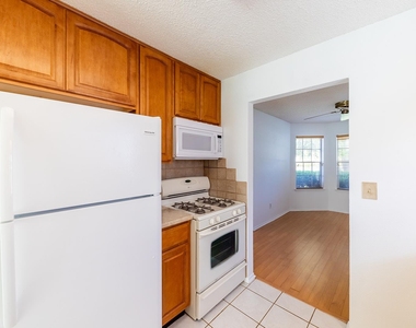 6003 Avery Island Ave - Photo Thumbnail 18