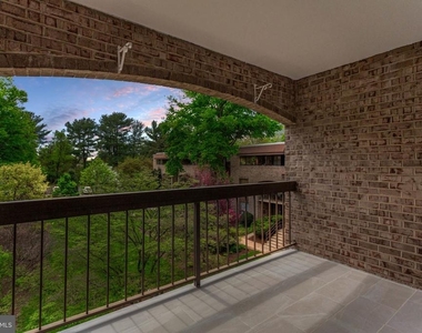 405 Christopher Avenue - Photo Thumbnail 28