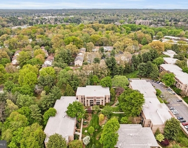 405 Christopher Avenue - Photo Thumbnail 33