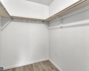 405 Christopher Avenue - Photo Thumbnail 20