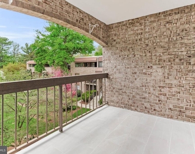 405 Christopher Avenue - Photo Thumbnail 29
