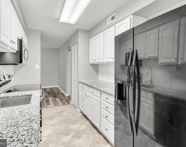 405 Christopher Avenue - Photo Thumbnail 10