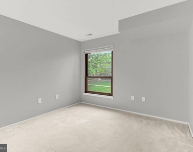 405 Christopher Avenue - Photo Thumbnail 27